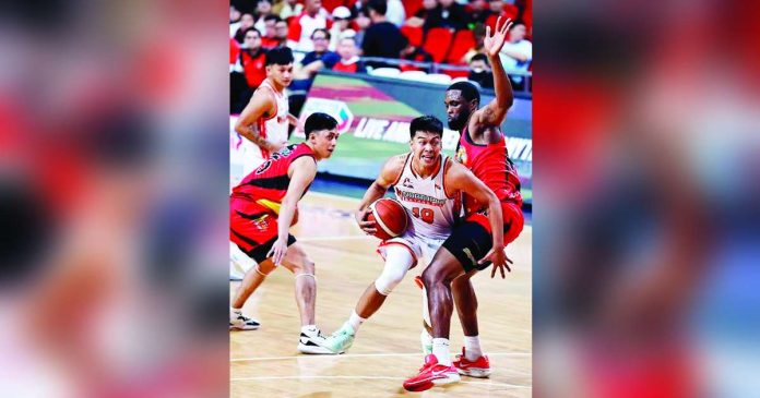 sports Amores_superimposed The Games and Amusements Board revoked the professional playing license of John Amores (second from left) over a shooting incident during a pickup game in Lumban, Laguna, last year. 9PBA PHOTO