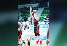 Basilan Starhorse Viva Port Masters’ Alex Cabagnot pulls up for a basket. MPBL PHOTO