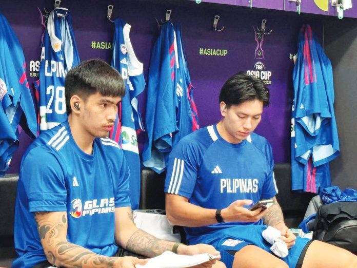 Kevin Quiambao (left) was a bright spot in Gilas Pilipinas’ disappointing loss to Chinese Taipei. PHOTO COURTESY OF SBP