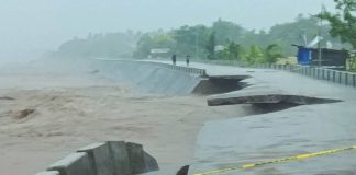 A section of the P200-M Camancijan Mega Dike in Barangay Camancijan, Culasi, Antique was breached by raging floodwaters during Severe Tropical Storm “Opong” on September 26, 2025. PHOTO COURTESY OF BOMBO RADYO CAUAYAN