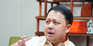 Ako Bicol party-list’s Cong. Elizaldy Co resigned from his post, the lawmaker said in a letter to House Speaker Faustino “Bojie” Dy III. Co posted copies of his letter on his Facebook page.