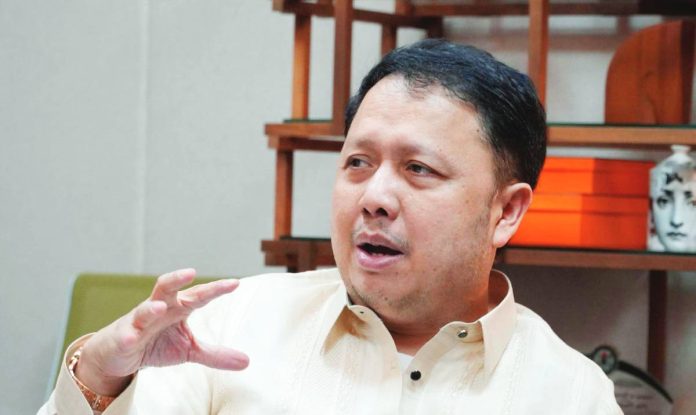 Ako Bicol party-list’s Cong. Elizaldy Co resigned from his post, the lawmaker said in a letter to House Speaker Faustino “Bojie” Dy III. Co posted copies of his letter on his Facebook page.