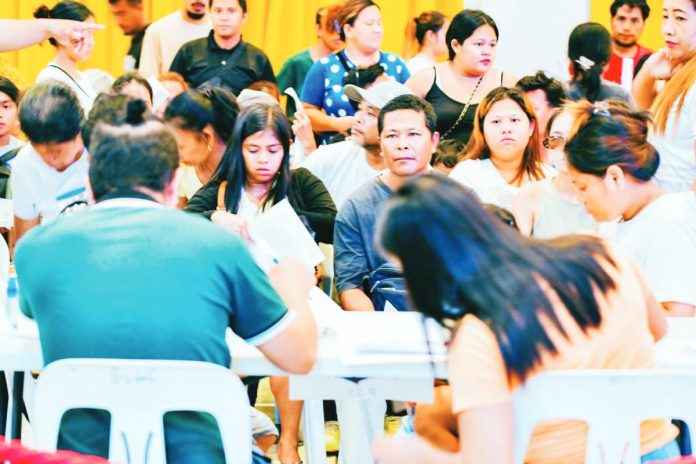 The Bacolod City Government provided cash assistance to 290 families affected by the September 12 fire in Barangay 27. Families whose homes were completely destroyed received P15,000 each, those with partially damaged houses received P10,000 each, and sharers and renters received P5,000 each. MAYOR GREG GASATAYA/FACEBOOK PHOTO