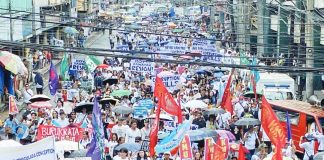 Over 2,500 Bacolodnon protesters, mainly composed of students from various colleges and universities across Bacolod City, representatives from religious groups, human rights organizations, and the legal sector, joined the ‘Trillion Peso March’ against corruption on September 21, 2025. CESAR JOLITO III/WDJ
