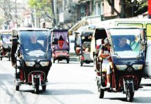 The Department of Energy says harmonizing the country’s electric vehicle (EV) recognition guidelines will reduce administrative burdens, increase transparency, and accelerate EV adoption nationwide. Photo shows electric tricycles plying the streets of Tondo, Manila. FILE PNA PHOTO BY YANCY LIM