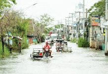 European biz in ‘wait-and-see’ mode amid PH corruption scandal —ECCP official Motorists wade through a flooded road, following heavy rains intensified by Super Typhoon “Nando”, in Apalit, Pampanga, on Sept. 23, 2025. REUTERS/ LISA MARIE DAVID PHOTO