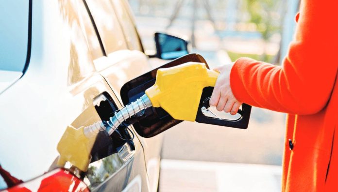 fuel_prices_resized A retail attendant pumps fuel into a vehicle's tank. INQUIRER FILE PHOTO