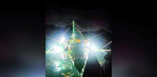 During separate seaborne patrols in Ajuy and San Dionisio towns, authorities in Iloilo’s 5th District apprehended four fishing boats for operating without permits and using prohibited fishing methods. IPPO PHOTO