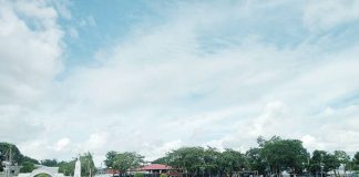 Iloilo City’s La Paz Plaza is an urban park and town square that features, among others, a spacious football field. PHOTO BY RALFF NESTOR FROM WIKIPEDIA