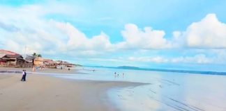 The shoreline of Iloilo City’s southern coast, part of the areas in Molo and Arevalo districts that a pending bill in Congress seeks to reclassify from park land to alienable and disposable property for urban development.