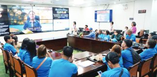 Delegates from Cabalanga, Camarines Sur attentively listen to the presentation of Iloilo’s flagship programs at the Provincial Capitol, highlighting the province’s inclusive governance and community-centered initiatives under Gov. Arthur Defensor Jr. PHOTO FROM BALITA HALIN SA KAPITOLYO