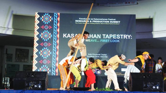 neljoy cultural copy Ilonggo performers reenact traditional folk stories through dance and movement at the Kasadyahan sa Kabanwahanan Festival Dinner Show, highlighting the province’s rich cultural heritage. PHOTO FROM BALITA HALIN SA KAPITOLYO