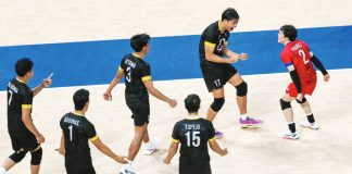 Members of Alas Pilipinas rejoices after securing a victory over Egypt. FIVB PHOTO