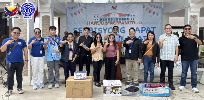 tesda aklan Scholars and beneficiaries of Technical Education and Skills Development Authority-Aklan received training allowances and starter toolkits at the Aklan Provincial Capitol Grounds on Sept. 13, 2025. TESDA-6 PHOTO