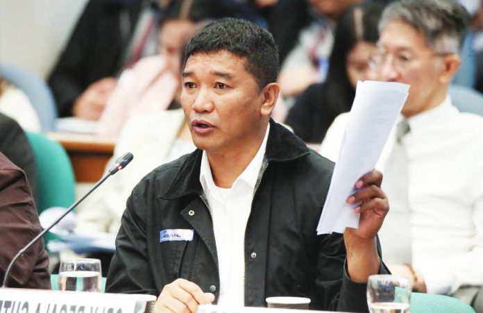 “Surprise witness” Orly Regala Guteza appeared in the Sept. 25, 2025 Senate blue ribbon committee hearing. INQUIRER PHOTO/NIÑO JESUS ORBETA