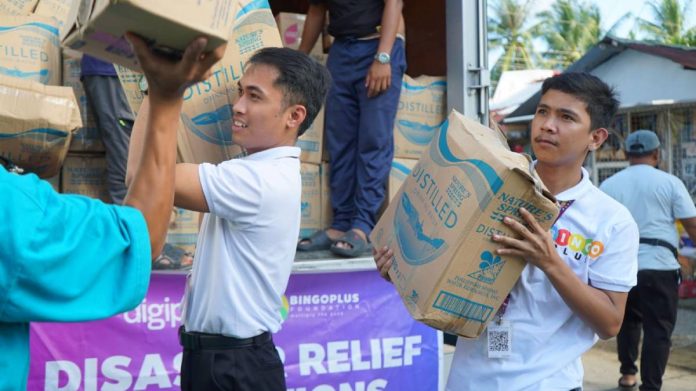 In the wake of the 6.9 magnitude earthquake impacting Cebu, DigiPlus Interactive Corp. and BingoPlus Foundation engaged employee volunteers in delivering 1,000 relief packs to affected families in Daanbantayan and Medellin, two of the hardest-hit municipalities in the province’s northern region.
