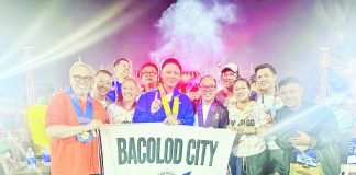 Philippine Sports Commission chairman John Patrick Gregorio handed the ceremonial Batang Pinoy banner to Atty. Jose Marty Go, Secretary to the Mayor, who represented Mayor Greg Gasataya, during the closing ceremony of the Batang Pinoy 2025 held on Oct. 30, 2025 at General Santos City. MAYOR GREG GASATAYA FB PHOTO