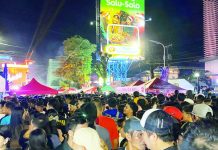 Scene at Lacson Tourism Strip on the final night of the 2025 MassKara Festival. CESAR JOLITO III/WDJ
