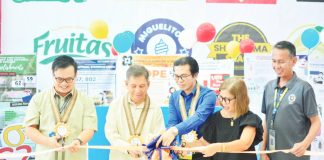 Antique’s Provincial Administrator Robin Rubinos (second from left) led the ribbon-cutting ceremony marking the launch of the 36th National Statistics Month celebration at City Mall, San Jose de Buenavista, Antique on Oct. 9, 2025. PROVINCE OF ANTIQUE PHOTO