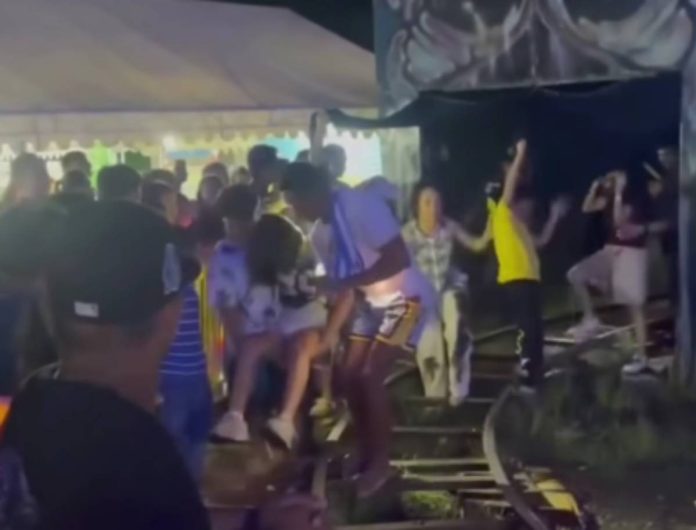bacolod carnival Seven passengers of the Horror Train at the Bacolod City Government Center (BCGC) on the evening of October 13 sustained minor injuries after jumping off when the train tilted to one side. SCREENGRAB FROM MIKO FERNANDEZ/FACEBOOK