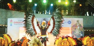 Tribu Paghidaet performs during the 100-day countdown and grand launching of the Iloilo Dinagyang Festival 2026 at SM City Iloilo Southpoint on Wednesday, October 22, 2025. JADE DEQUIÑA/ILOILO CITY MAYOR’S OFFICE PHOTO