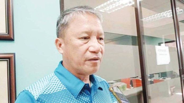 garbanzos_resized “Our goal is to strengthen discipline among motorists and pedestrians by strictly implementing traffic rules around the market areas,” says Iloilo City Traffic and Transportation Management Office head Uldarico Garbanzos.