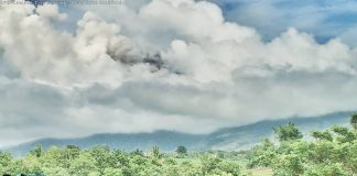Grayish plumes rose about 500 meters above the Mount Kanlaon crater before drifting southwest in a time-lapse footage taken at 8:23 a.m. on October 5, 2025. IP CAMERA/KANLAON VOLCANO OBSERVATORY