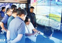 City Disaster Risk Reduction and Management Office personnel closely monitor possible quake impacts in Iloilo City through real-time surveillance feeds at the ICARE Mandurriao operations center. MA. THERESA LADIAO/PN