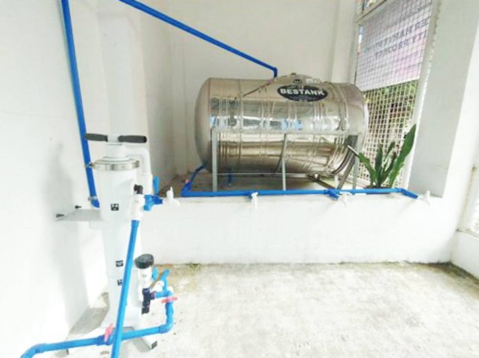 A rainwater harvester in Barangay Monica-Blumentritt, Iloilo City. AJ PALCULLO/PN