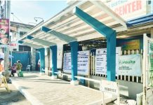 Waiting shed cost stirs debate over city hall transparency The newly built waiting shed in Barangay Katilingban, Molo, Iloilo City, worth P798,525.47, has drawn mixed reactions from residents questioning whether the cost matches the structure’s scale and design. The project lacks key details on its project billboard — including the source of funds and start date — prompting renewed calls for transparency in City Hall’s infrastructure spending. AJ PALCULLO PHOTO