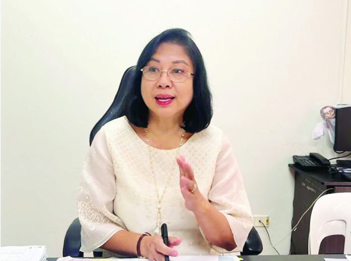 “During the last quarter of the year, we enter what we call the cold season, when flu cases naturally rise. That’s expected, but the figures are not alarming. We are not seeing any pattern here that would suggest an outbreak,” says Dr. Mary Ann Diaz, head of the Iloilo City Health Office. MA. THERESA LADIAO/PN
