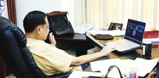 Iloilo’s Gov. Arthur Defensor Jr. joins a virtual meeting with fellow provincial leaders to discuss the formation of the Governors for Good Governance, a new alliance promoting ethical leadership and local government reforms. PHOTO FROM BALITA HALIN SA KAPITOLYO