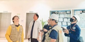 Engineers and disaster risk officials inspect the dome area of the Iloilo Provincial Capitol on Wednesday morning, October 1, 2025, after a late night earthquake. Drone and ground surveys were conducted to check for fresh structural cracks.