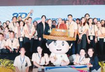 Iloilo showcases model population programs at national convention Delegates of the 2025 National Population Convention pose for a group photo with mascot MoRProRes during the four-day gathering held in Iloilo City. The event, themed “Local Actions Driving National Population Goals: The Iloilo Experience,” showcased Iloilo’s best practices in population and development programs.