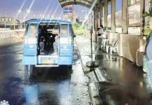 LTO-6 chief vows strict enforcement of ‘no sardinas policy’ after commuter ride DAWN COMMUTE. Land Transportation Office (LTO) Region 6 director Atty. Gaudioso Geduspan II waits for a jeepney at a transport terminal in Barangay Ungka, Pavia, Iloilo before sunrise as part of his “reality check” ride to experience first-hand the daily struggles of Ilongo commuters. LTO-6 PHOTO