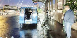 DAWN COMMUTE. Land Transportation Office (LTO) Region 6 director Atty. Gaudioso Geduspan II waits for a jeepney at a transport terminal in Barangay Ungka, Pavia, Iloilo before sunrise as part of his “reality check” ride to experience first-hand the daily struggles of Ilongo commuters. LTO-6 PHOTO