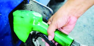 Fuel prices are seen to increase by as much as P2.70 per liter next week due partly to the impact of US sanctions on major Russian oil producers. PNA FILE PHOTO BY JOAN BONDOC