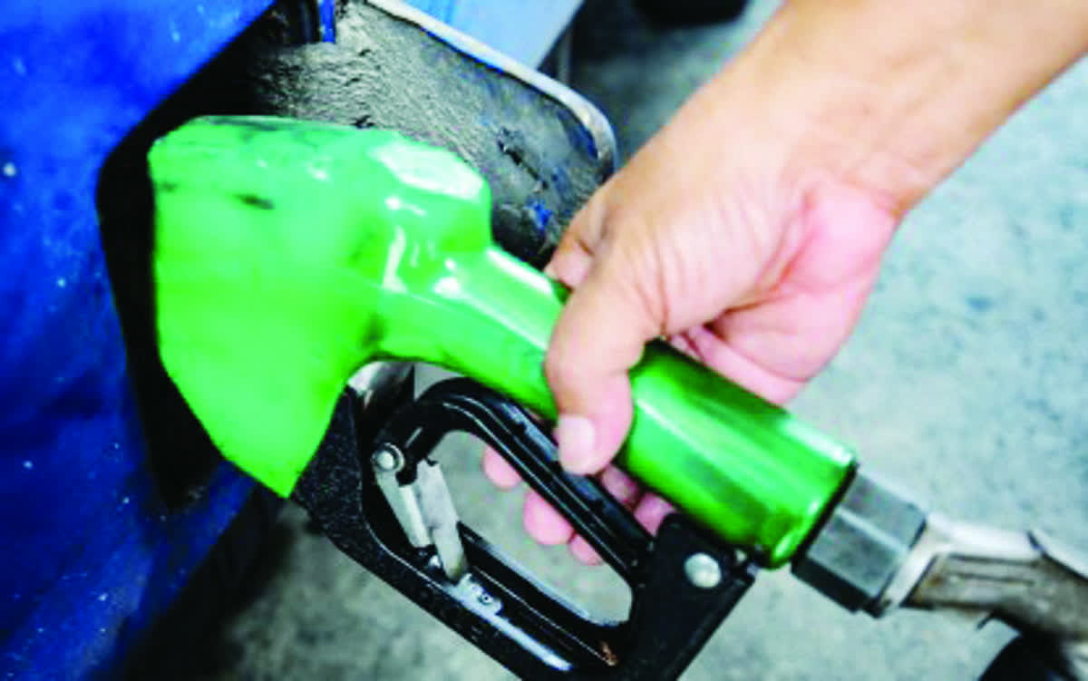 AMID OIL SHOCK, WEAK GROWTH: PH debt-to-GDP ratio seen to stay above 60%