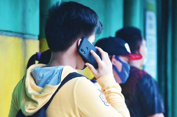 Scam calls, often involving offers for rewards or loans, are expected to surge until 2025 ends, according to an anti-scam app. PHOTO COURTESY OF ABS-CBN NEWS
