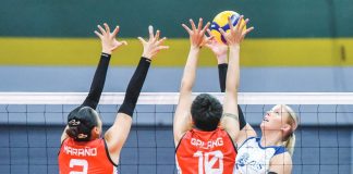 Anna DeBeer of ZUS Coffee Thunderbelles scores against the defense of Ara Galang and Abigail Maraño of Chery Tiggo Crossovers. PVL PHOTO