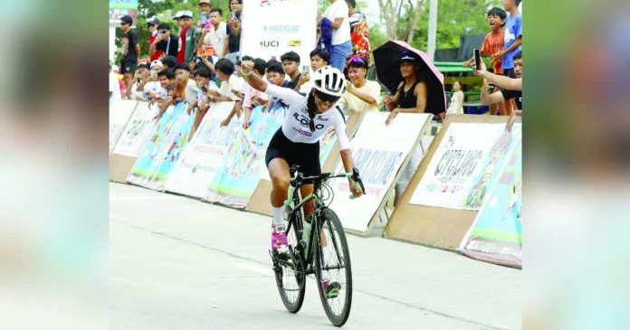 sports Hindap_superimposed_compressed Iloilo City’s Precious Faye Hindap rules the Girls’ 16–17 Road Race in the 2025 Batang Pinoy National Championships held in General Santos City. PSC PHOTO