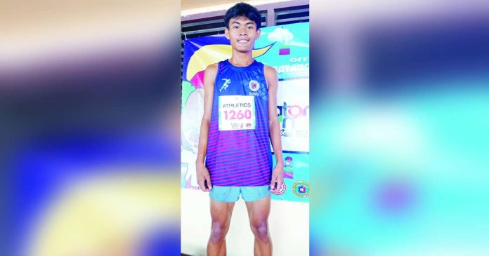 sports Labar_superimposed Kian Labar of Dingle, Iloilo flashes a smile after his record-breaking sprint in the Batang Pinoy 2025 National Championships. PHOTO COURTESY OF RAY CABARLES