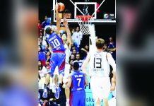 END OF AN ERA. Gabe Norwood, seen here dunking against Argentina’s Luis Scola in the 2014 FIBA World Cup, officially announced that the PBA Philippine Cup will be his final conference, closing a 17-year career marked by loyalty, leadership, and quiet greatness.