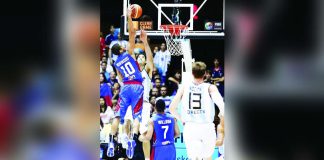 END OF AN ERA. Gabe Norwood, seen here dunking against Argentina’s Luis Scola in the 2014 FIBA World Cup, officially announced that the PBA Philippine Cup will be his final conference, closing a 17-year career marked by loyalty, leadership, and quiet greatness.