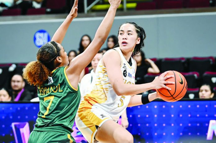 UST star Kent Jane Pastrana continues to anchor the Tigresses’ unbeaten run in UAAP Season 88. UAAP PHOTO
