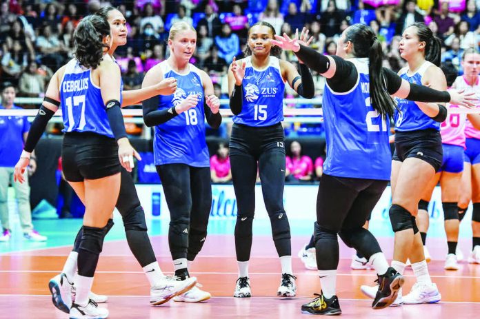 ZUS Coffee Thunderbelles celebrate after extending their unbeaten run in the 2025 PVL Reinforced Conference with a stunning win over defending champion Creamline Cool Smashers. PVL PHOTO