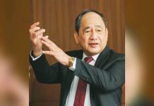 PSE to gamify stock trading for students Philippine Stock Exchange president and CEO Ramon Monzon says participants in the stock trading game will be given virtual money to “invest” in stocks using actual market data. JILSON TIU/ASIA.NIKKEI.COM PHOTO
