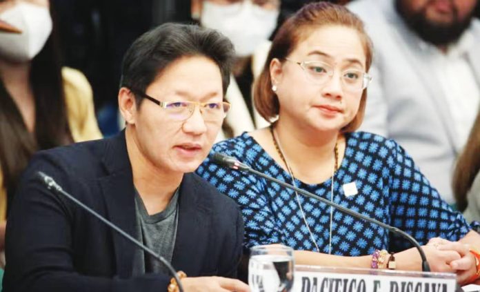 tax evasion Commissioner Romeo Lumagui Jr. of the Bureau of Internal Revenue says the complaints against Curlee Discaya and wife Sarah cover unpaid personal income taxes, excise taxes on luxury vehicles, and documentary stamp taxes arising from the couple’s supposed divestment from several construction firms.