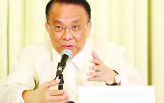 Bersamin_copy_resized_compressed “Someone called to tell me I had to go as the ES (executive secretary). The call was not from Malacañang,” says former executive secretary Lucas Bersamin.