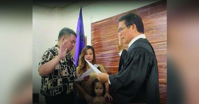 Libacao new mayor_superimposed The new mayor of Libacao, Aklan, former Sangguniang Bayan Member Tim Bryan Teodosio, formally took his oath of office on Wednesday, November 19, at the Aklan Regional Trial Court. K5 NEWS FM KALIBO PHOTO